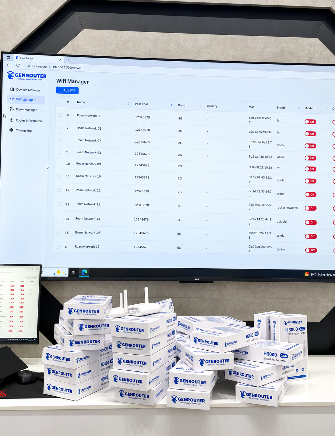 GenRouter H3000 stock displayed below the WiFi Manager dashboard
